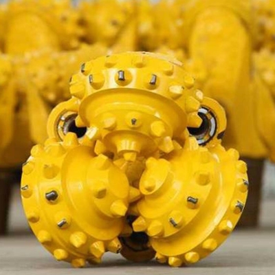 IADC/API/TCI Tricone van het de Beetjeswolfram van de Rotsrol Tand van de het CarbideStaalfabriek voor Roterend Boorrig piling industry